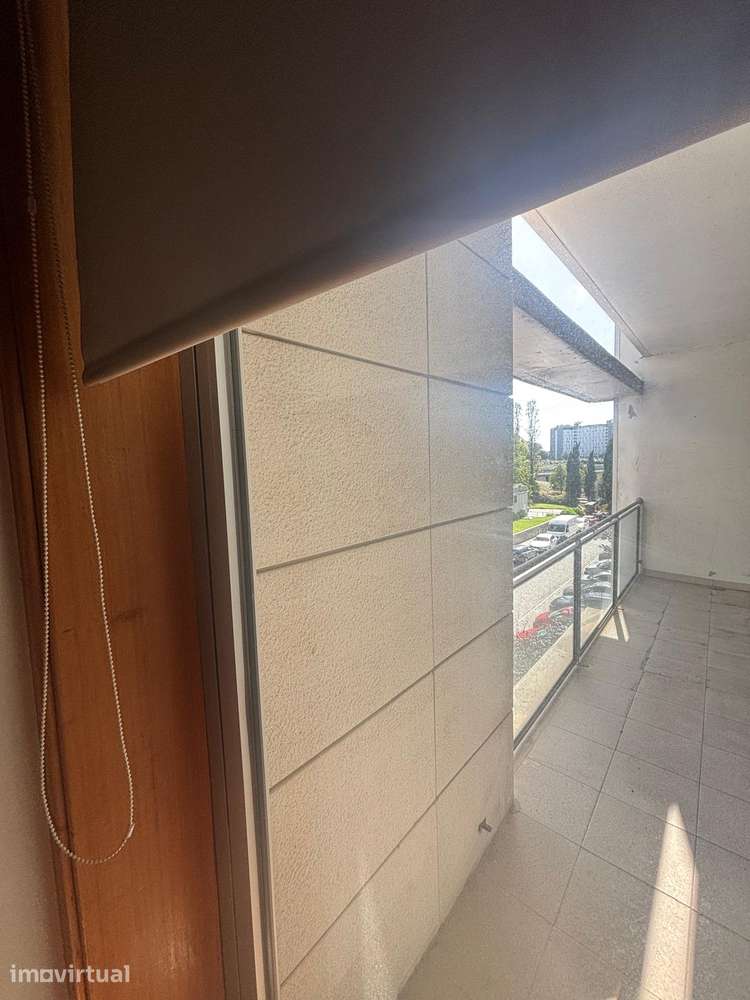 QUARTO para menina - SUITE COM WC PRIVATIVO a 15min a pé da FEUP - Grande imagem: 4/8