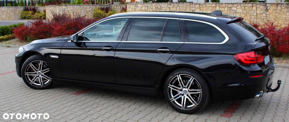 BMW Seria 5 525d - 6