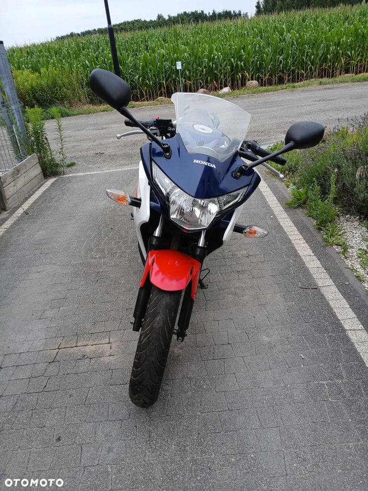 Honda CBR - 1