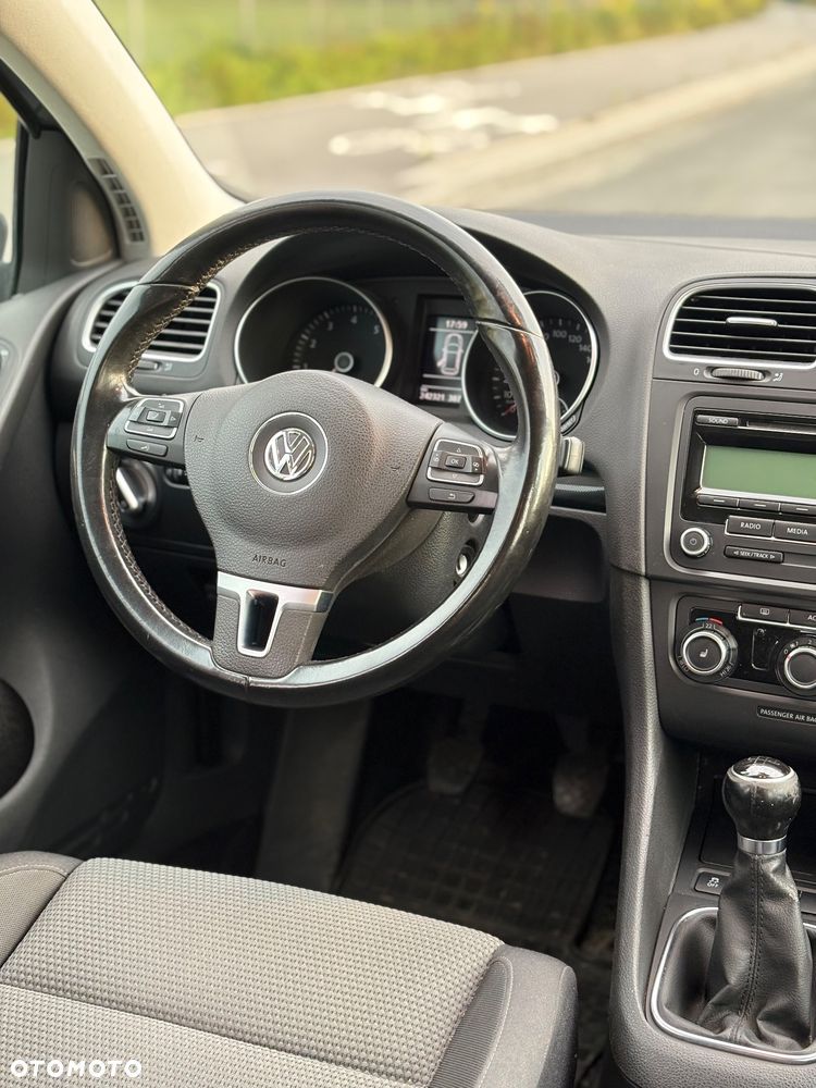 Volkswagen Golf - 13