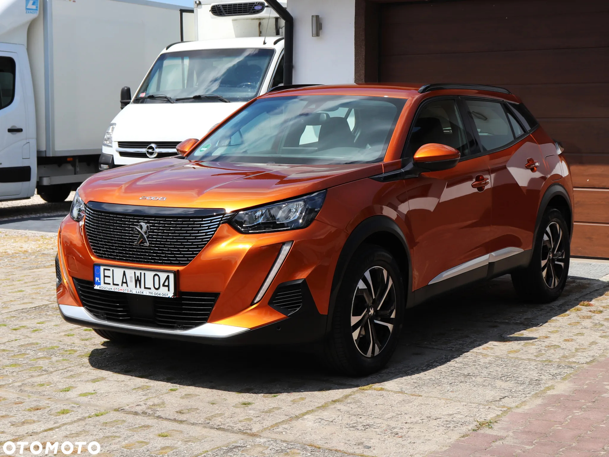 Peugeot 2008 1.2 PureTech Allure S&S - 6