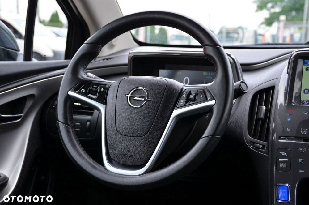 Opel Ampera - 32