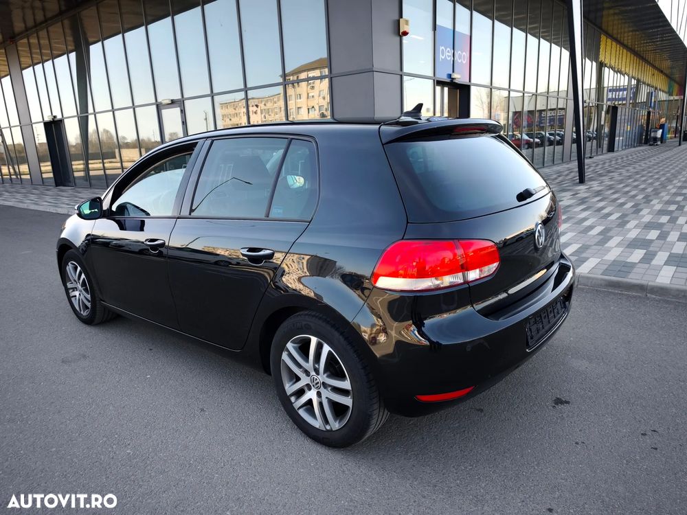 Volkswagen Golf 1.6 Comfortline - 8