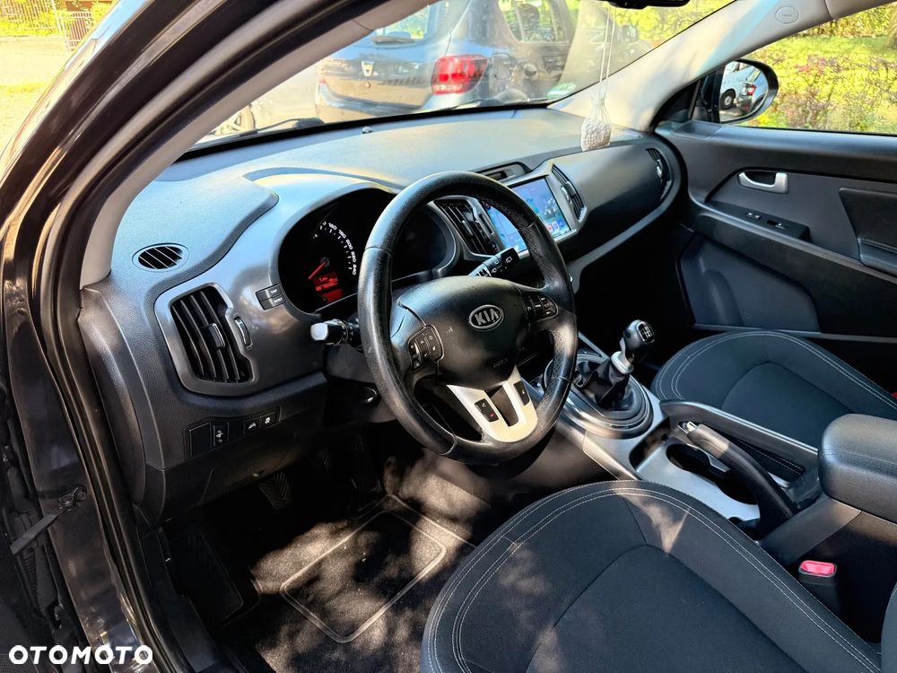 Kia Sportage 1.6 GDI 2WD Dream-Team Edition - 14