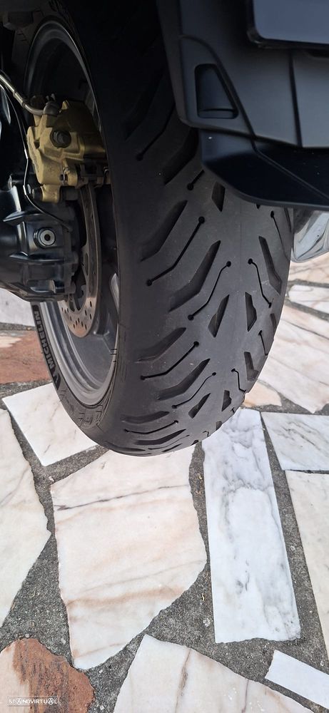BMW R 1250 RT Versão Sport (Red Mars) - 7