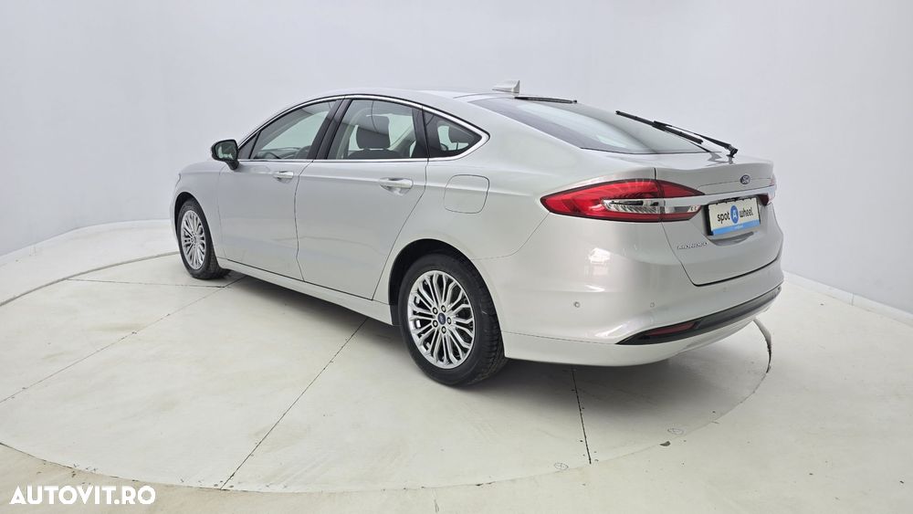 Ford Mondeo - 8