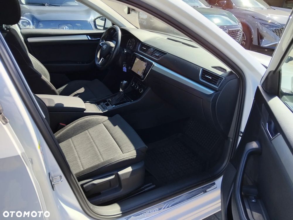 Skoda Superb 1.5 TSI Style DSG - 19