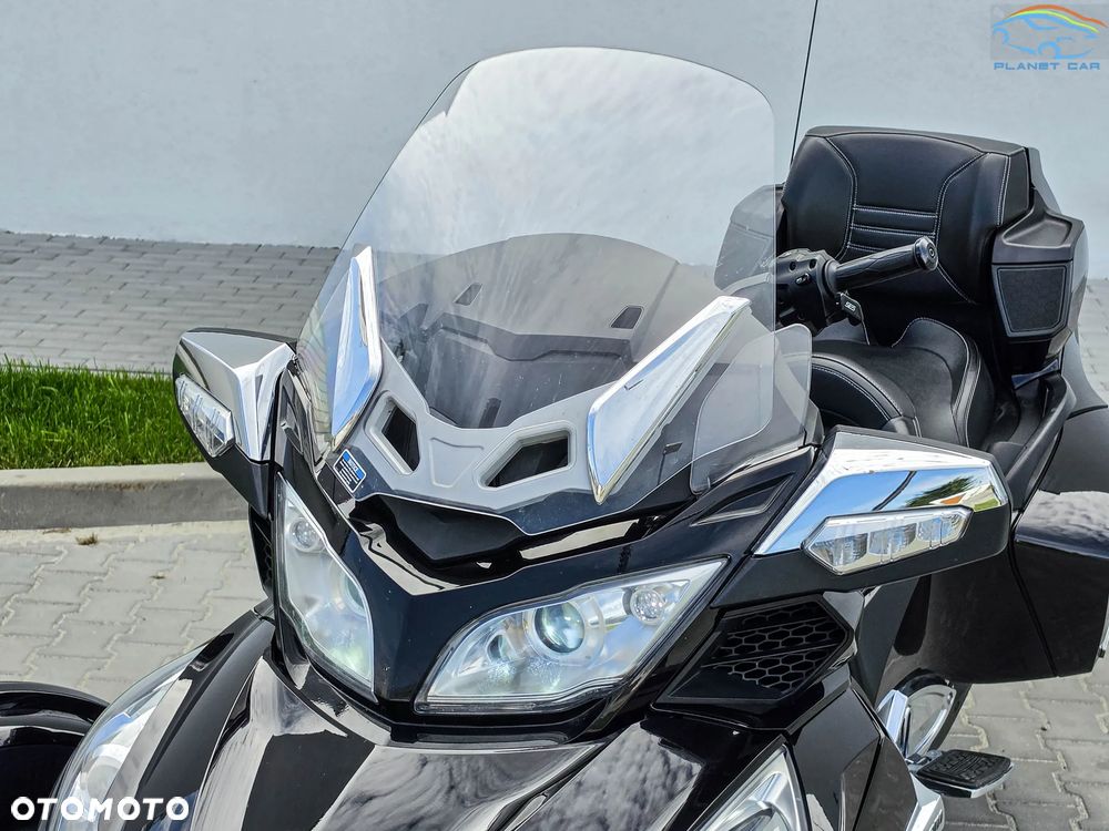 Can-Am Spyder - 6