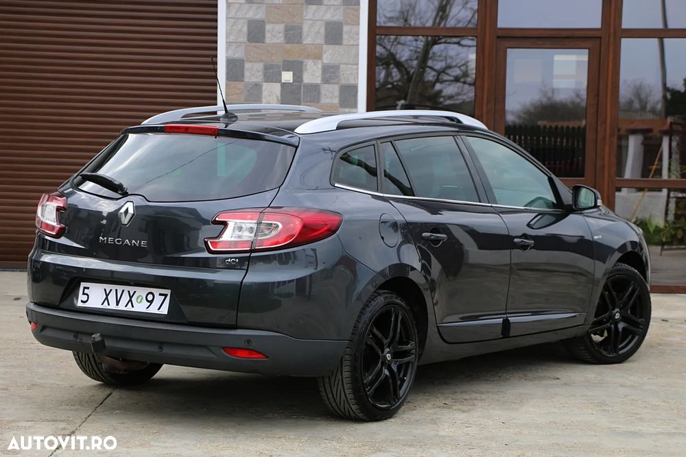 Renault Megane ENERGY dCi 110 Start & Stop Bose Edition - 11