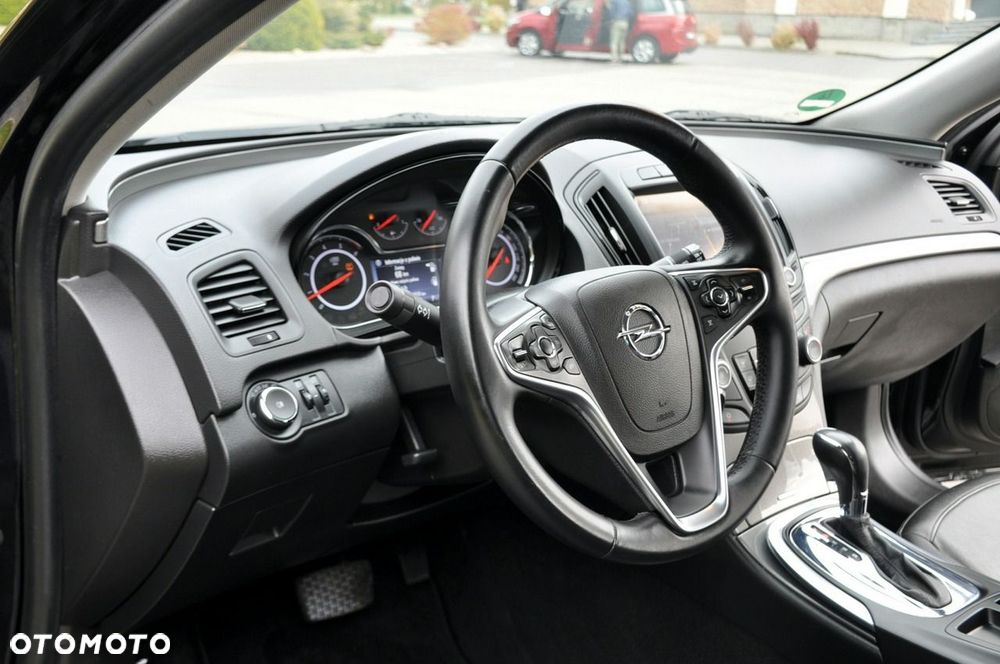 Opel Insignia - 22