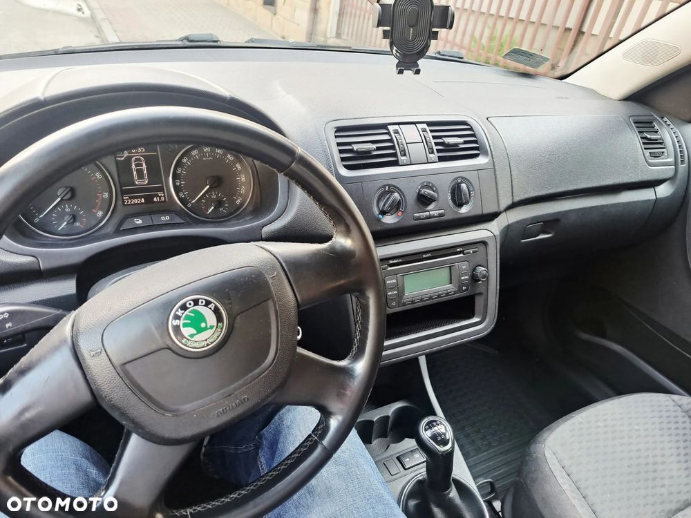 Skoda Roomster 1.4 16V - 12
