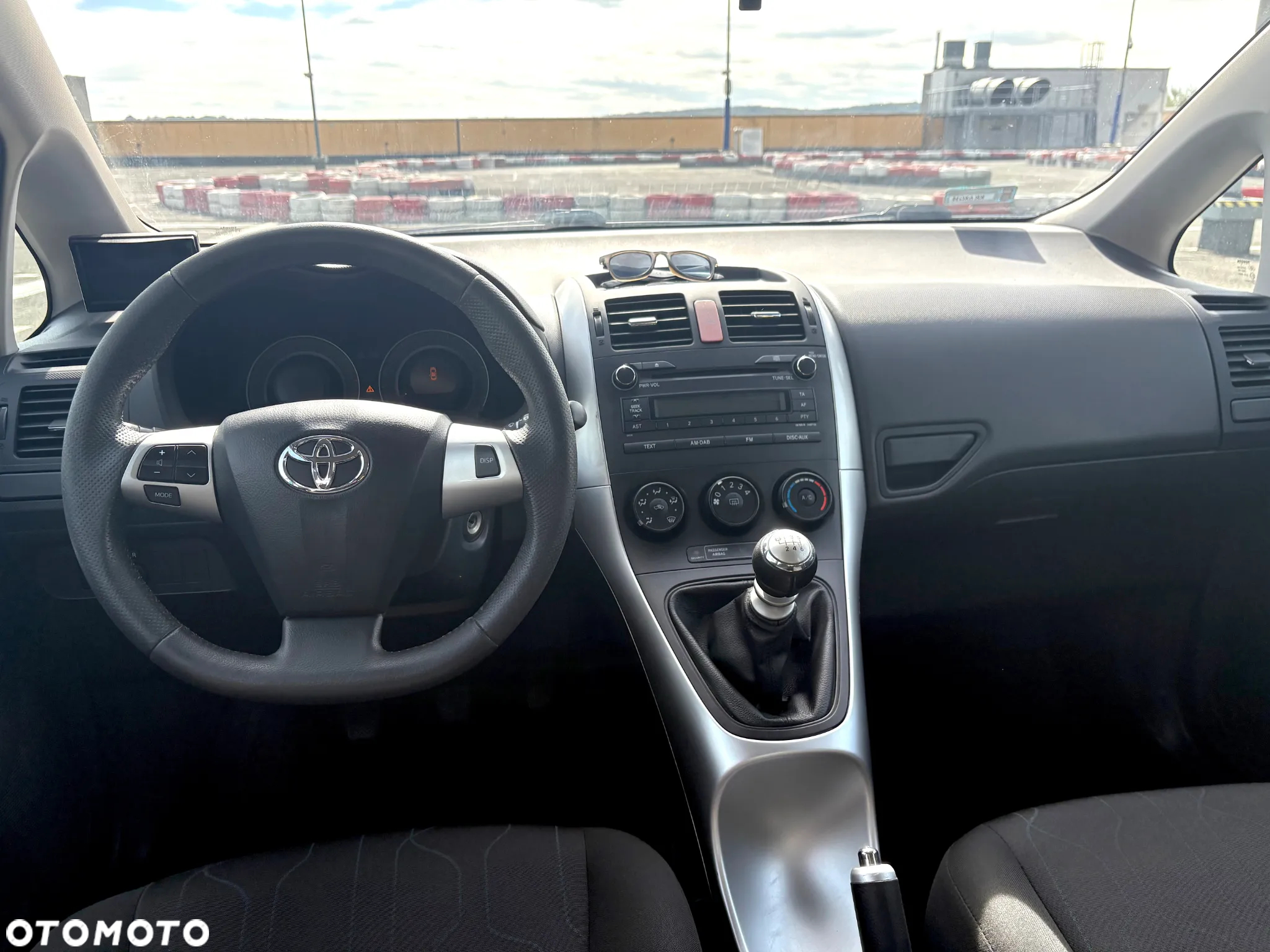 Toyota Auris 1.6 Classic Plus - 11
