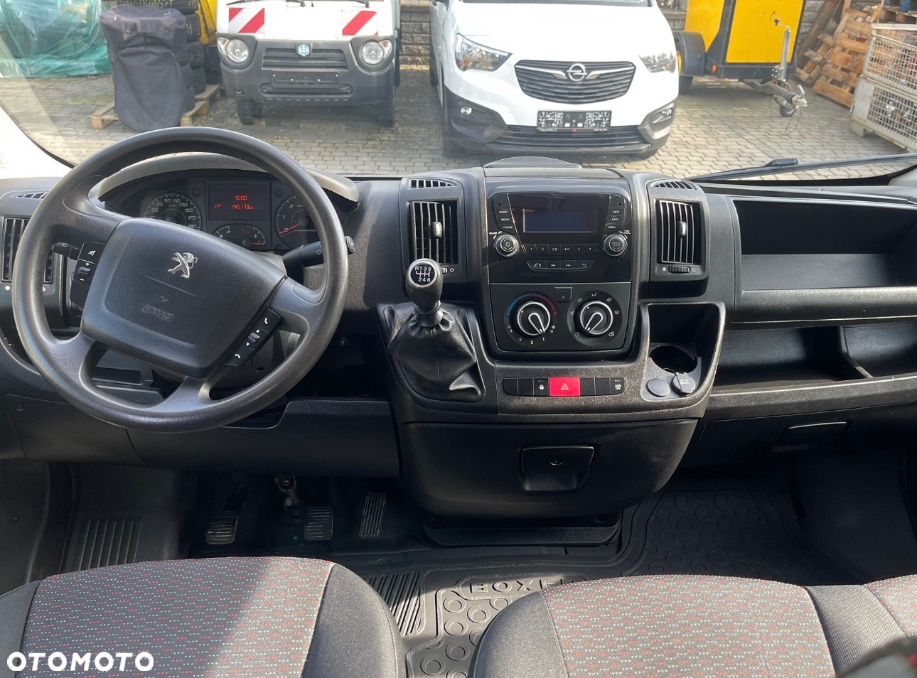 Peugeot Boxer - 12