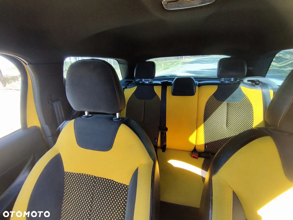 Citroën DS3 1.6 THP SportChic - 5