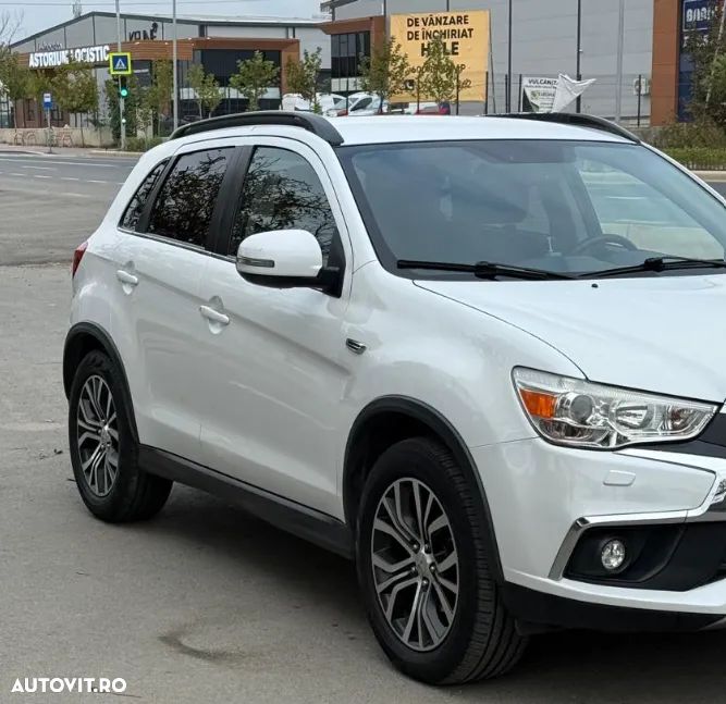 Mitsubishi ASX 2.2 DI-D 4WD Automatik Diamant Edition - 9