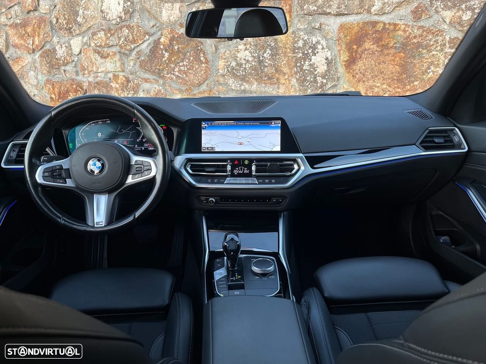 BMW 320 d Pack M Auto - 3