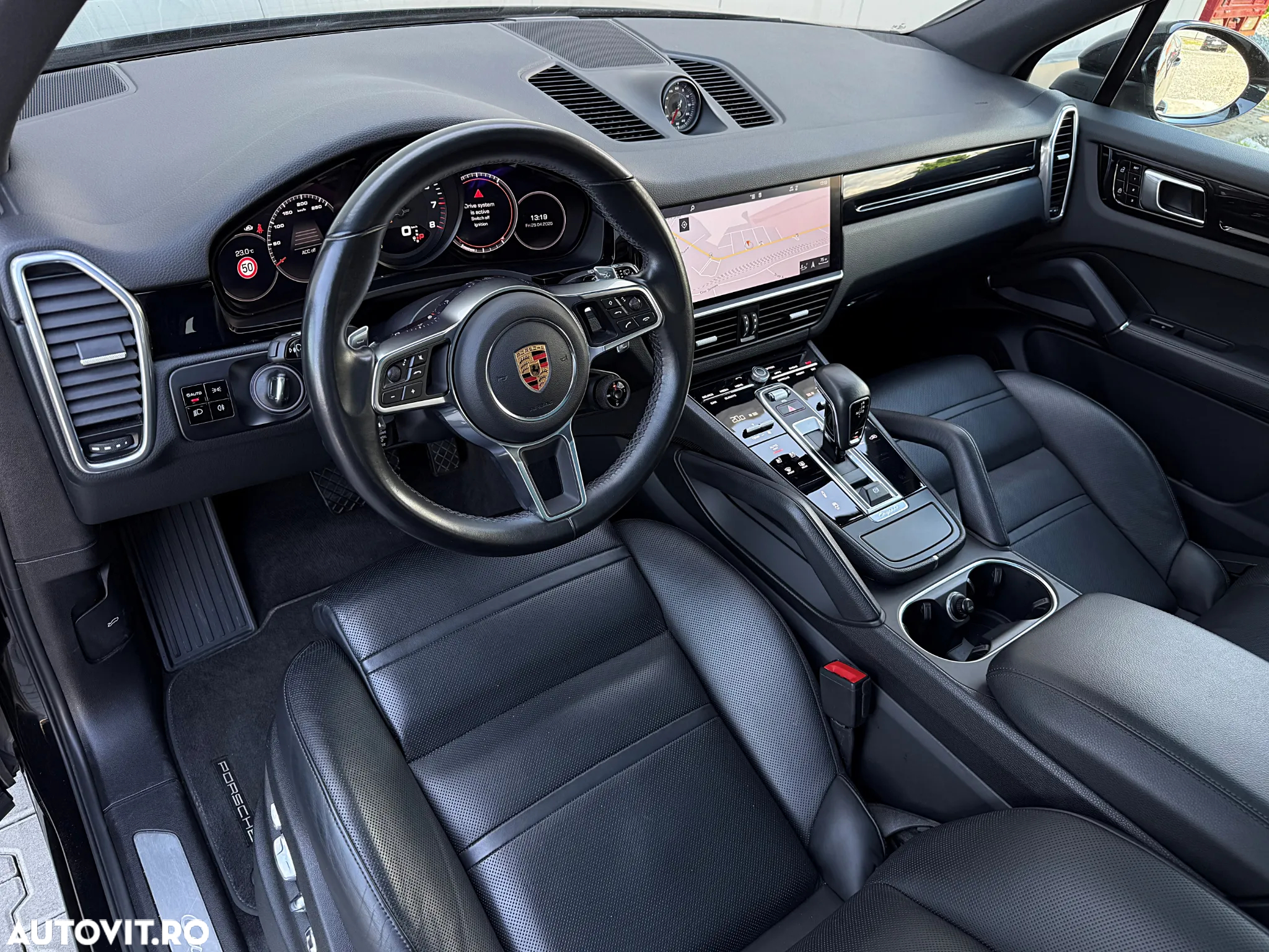 Porsche Cayenne Tiptronic S Platinum Edition - 10
