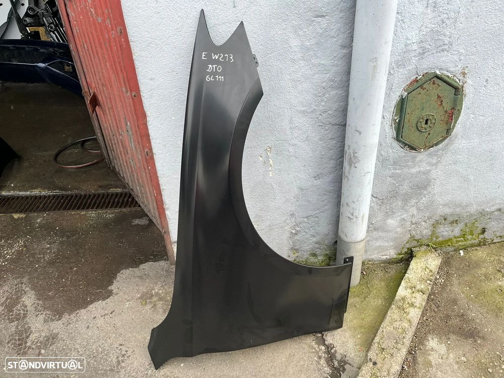 Mercedes E W213 GUARDA LAMAS DIREITO / como novo original - GL111 - 1