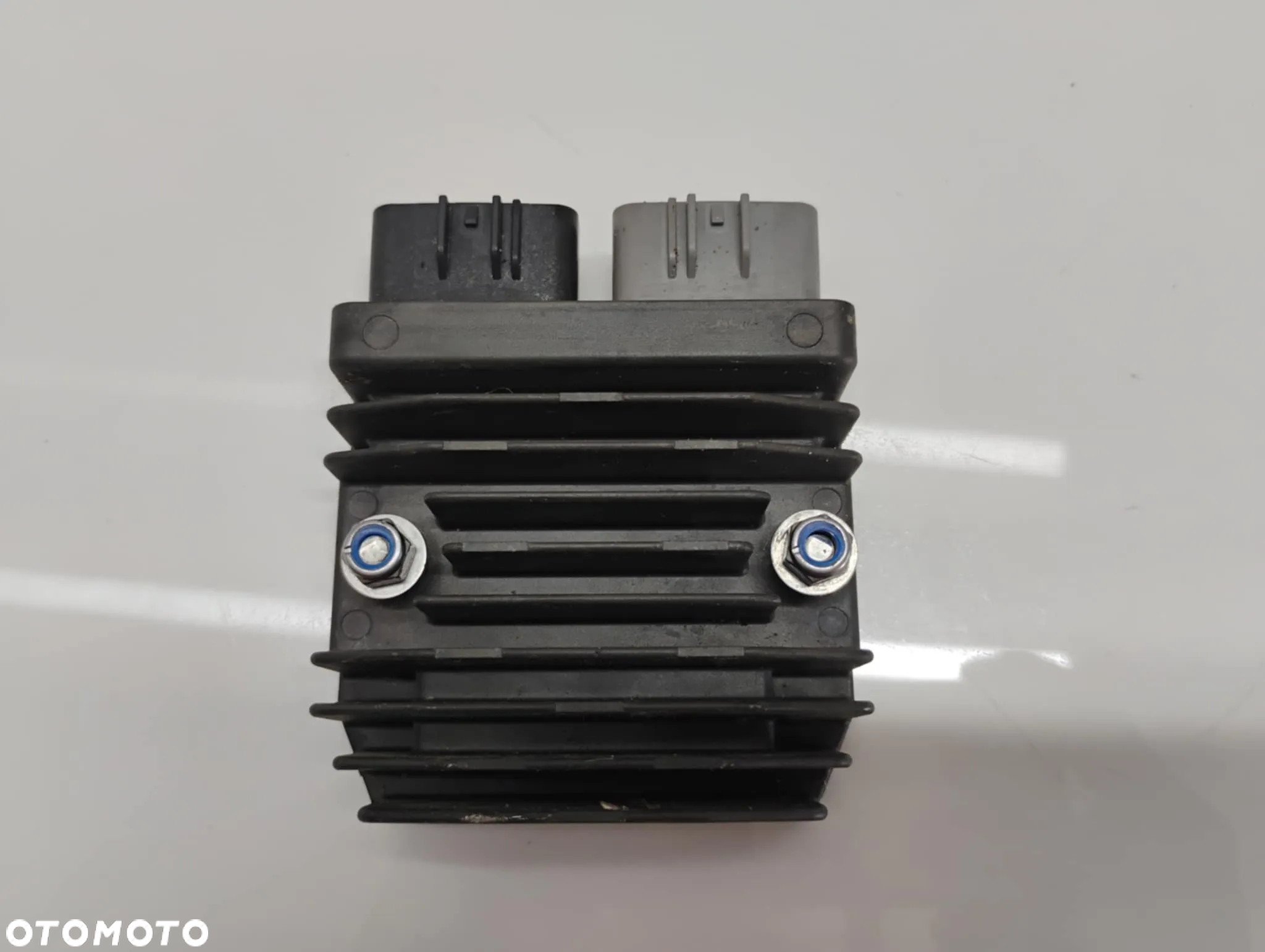 REGULATOR NAPIĘCIA BMW F900 XR K83 K84 R1200 R1300 S1000 9467618-01 - 4