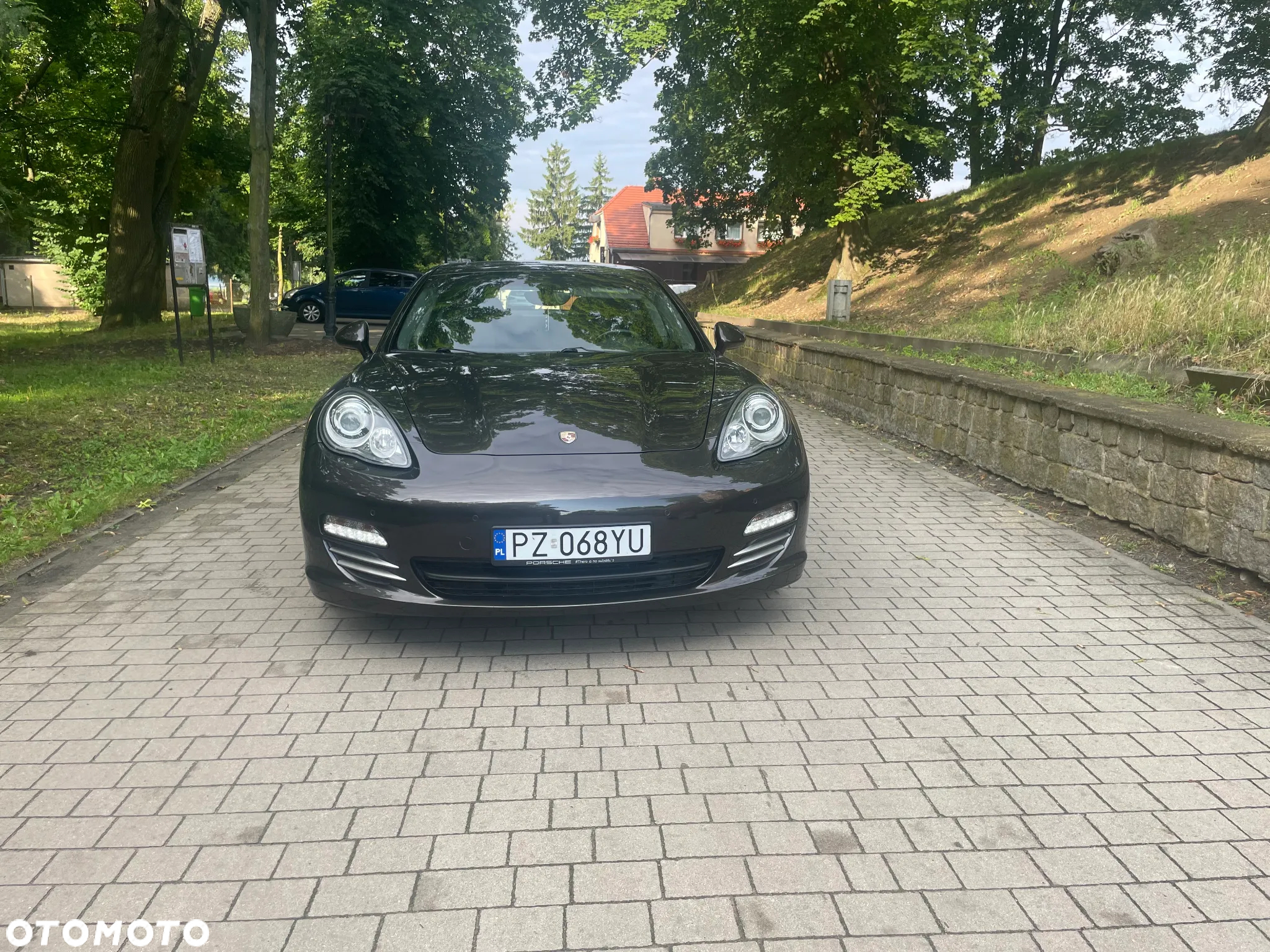 Porsche Panamera 4 PDK Platinum Edition - 3