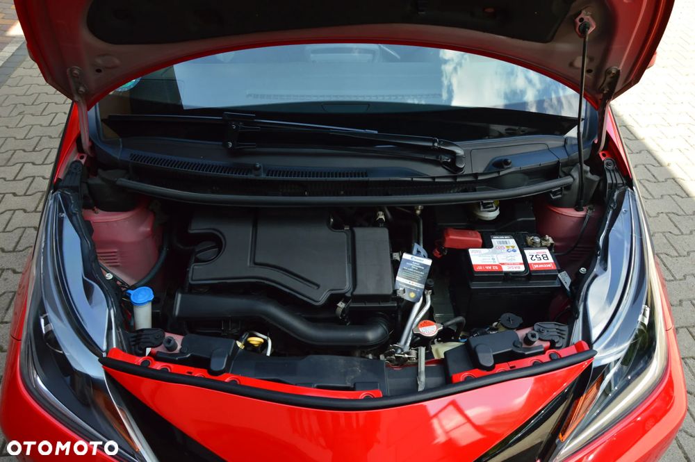 Toyota Aygo x-play touch - 35