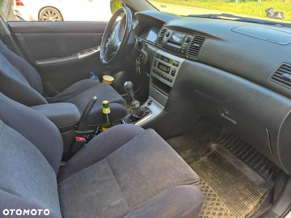 Toyota Corolla - 7