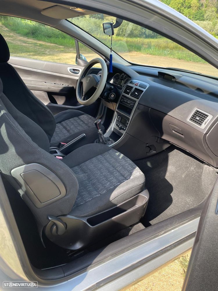 Peugeot 307 1.6 HDi Premium - 9