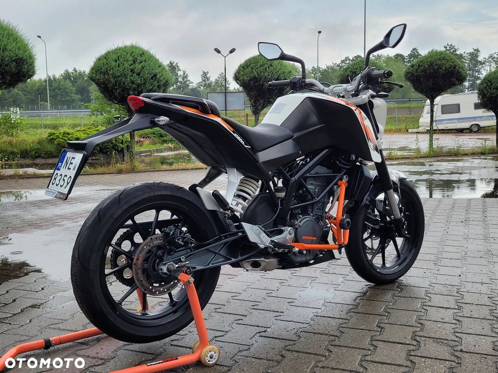 KTM Duke 125 - 8