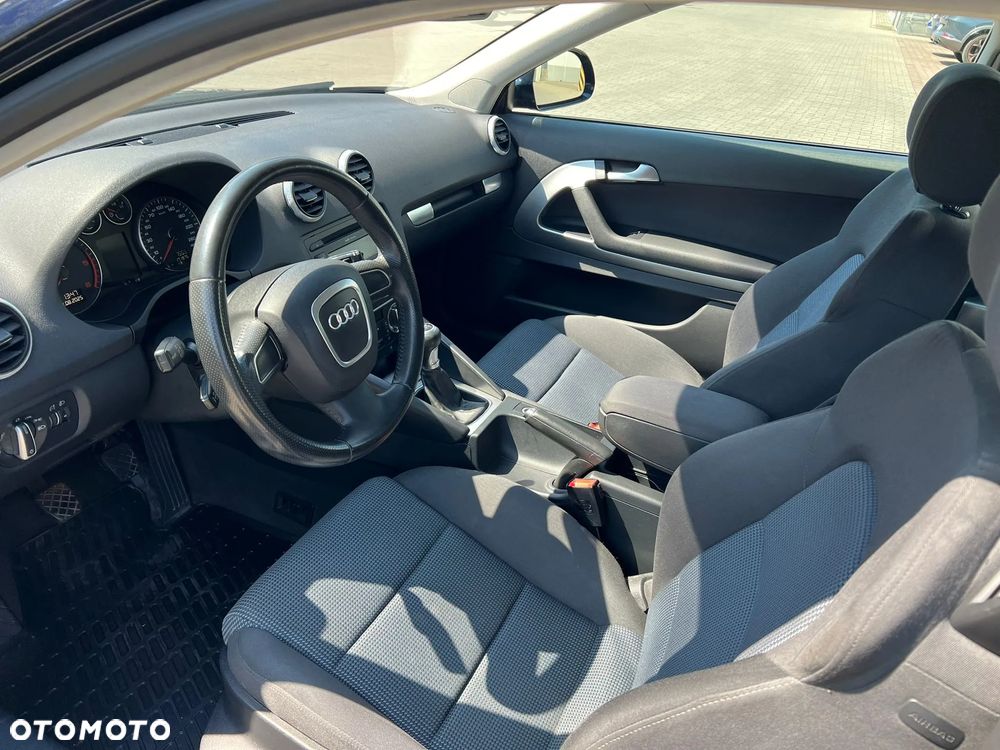 Audi A3 1.6 TDI Ambition - 4