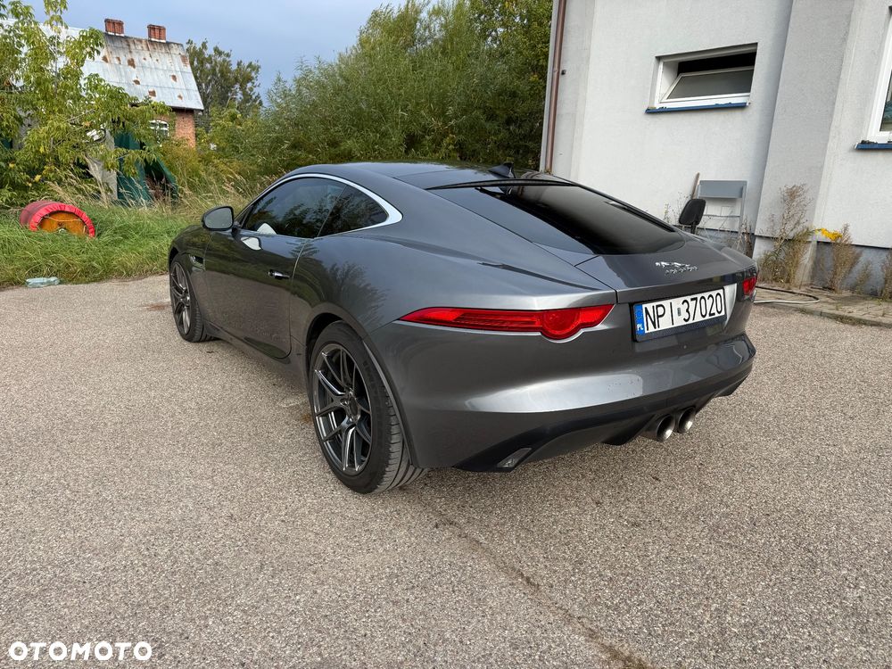 Jaguar F-Type - 7