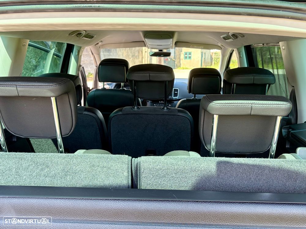 VW Sharan 2.0 TDI Blue Highline DSG - 14