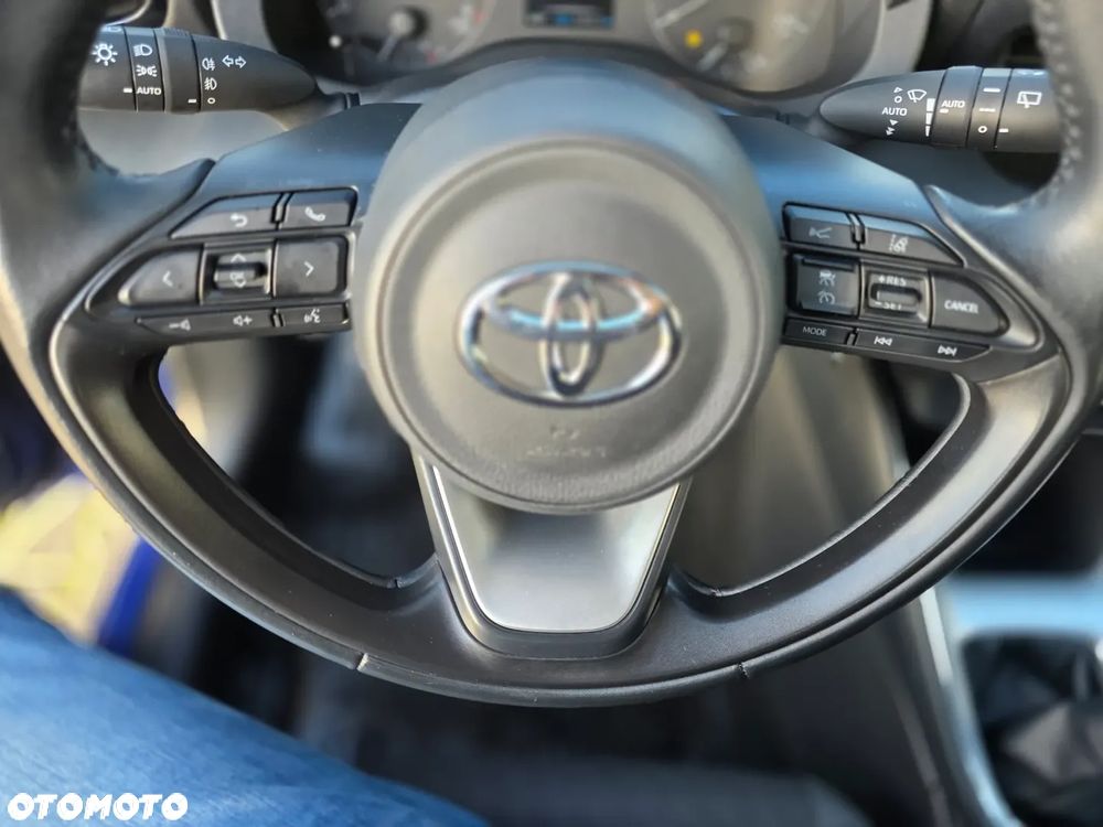 Toyota Yaris 1.5 Comfort - 17