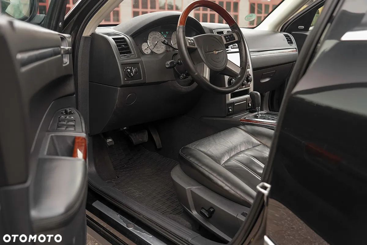 Chrysler 300C 3.0 V6 CRD - 28