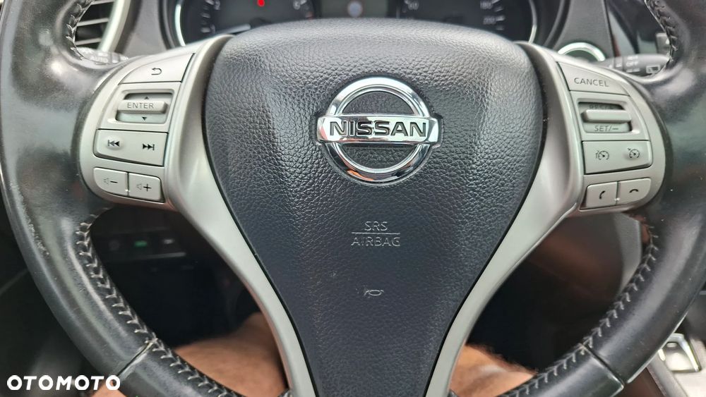 Nissan Qashqai 1.2 DIG-T Xtronic 360 - 16