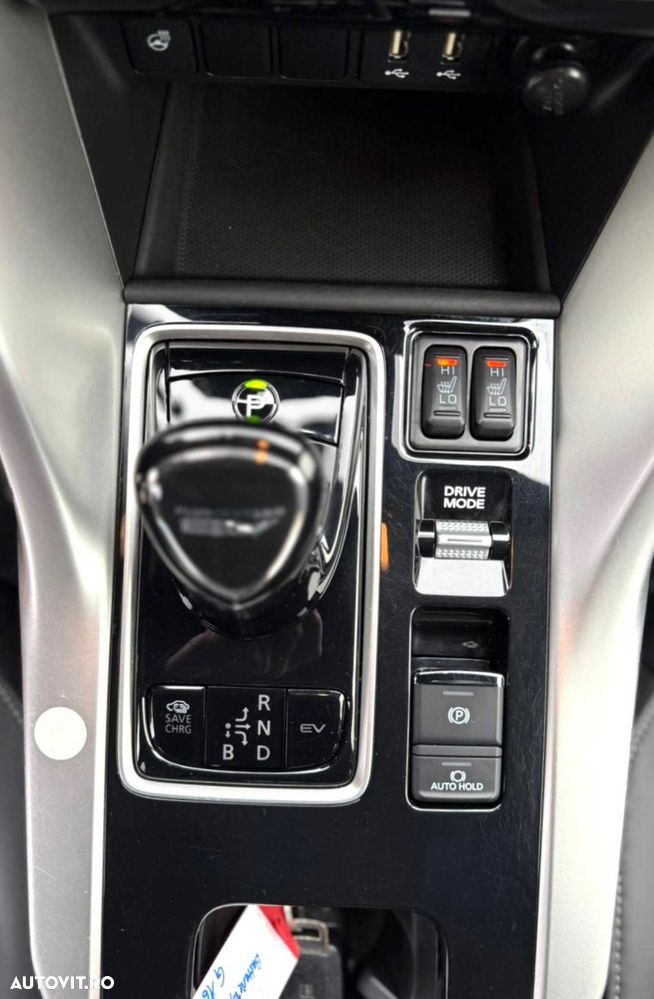 Mitsubishi Eclipse-Cross - 27