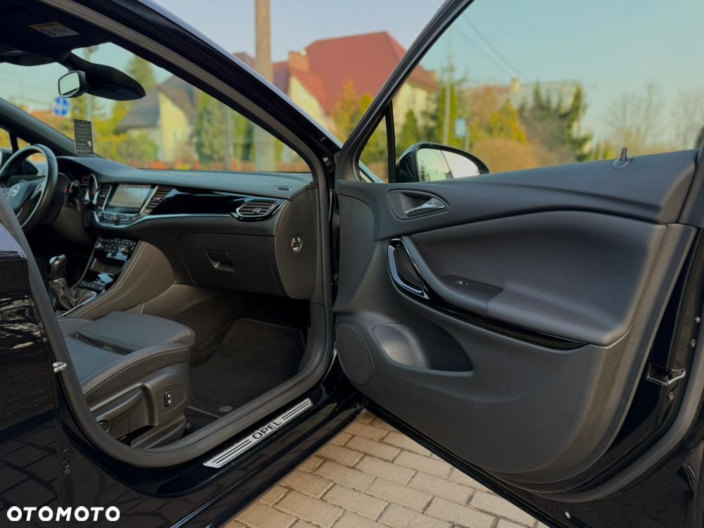 Opel Astra 1.4 T Elite S&S - 21