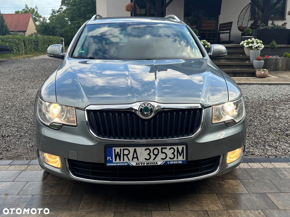 Skoda Superb 2.0 TDI Elegance DSG - 6