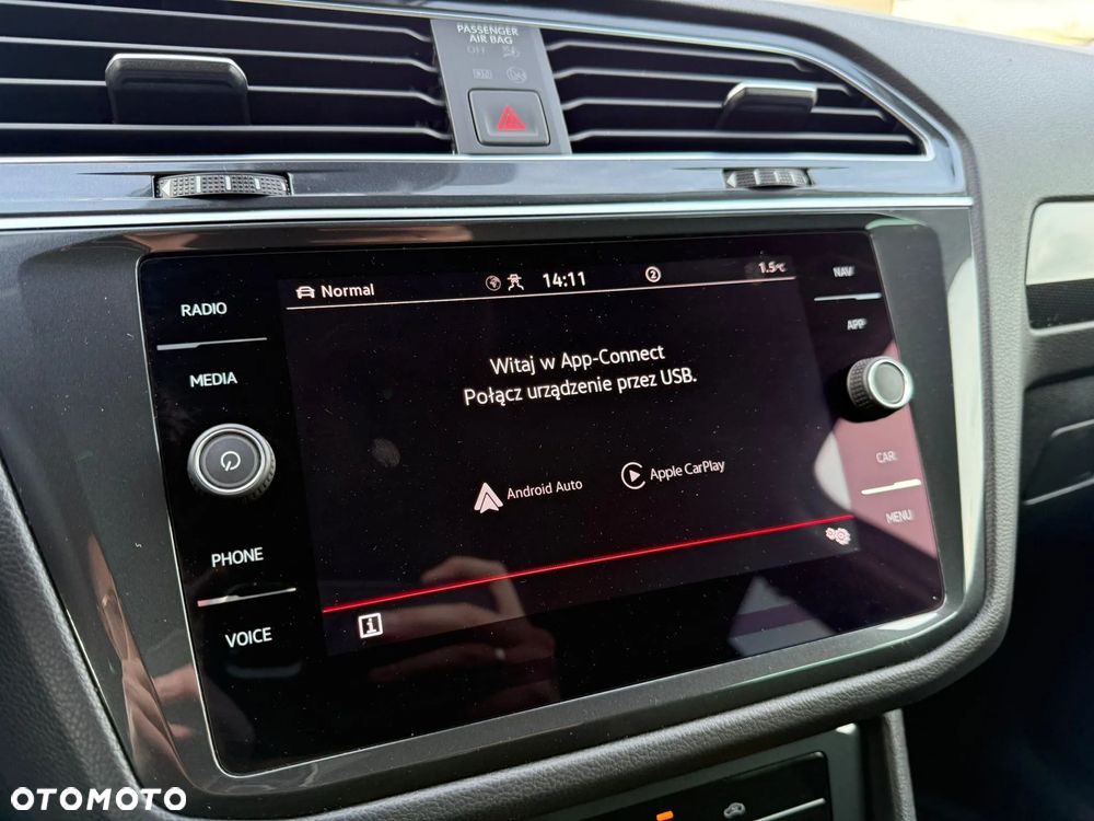 Volkswagen Tiguan 2.0 TDI SCR 4Mot Elegance DSG - 25