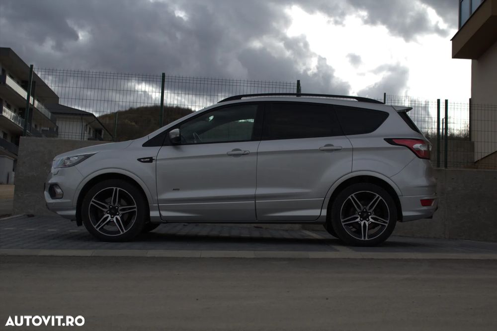 Ford Kuga 2.0 TDCi 4WD Powershift ST-Line - 16