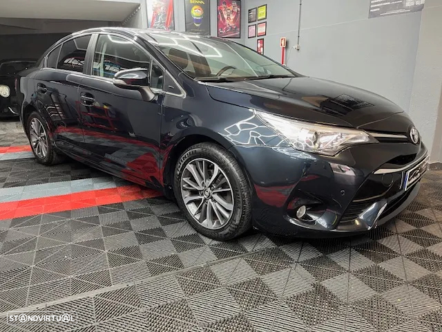 Toyota Avensis SD 1.6 D-4D Exclusive +P.Business - 11