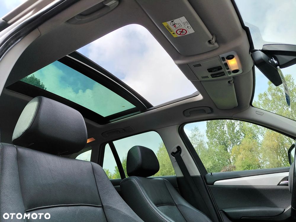 BMW X1 sDrive18i xLine - 4