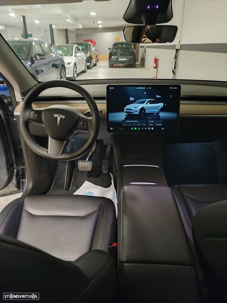 Tesla Model Y Tração Traseira - 11