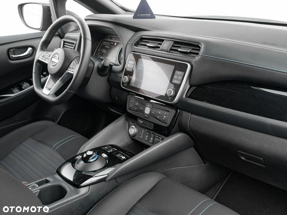 Nissan Leaf 40kWh N-Connecta - 35