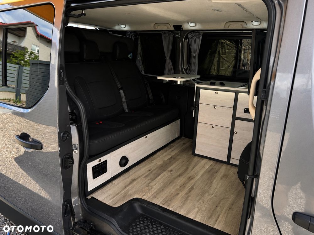Renault Trafic - 22