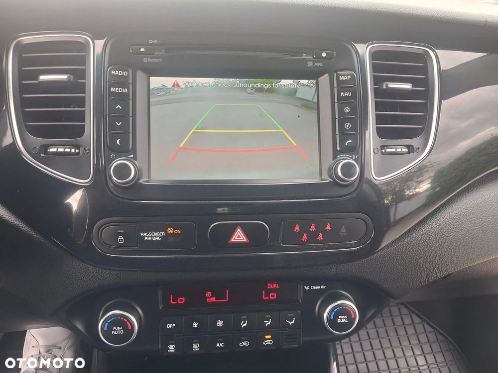 Kia Carens 1.7 CRDi 136 Fifa World Cup Edition - 30