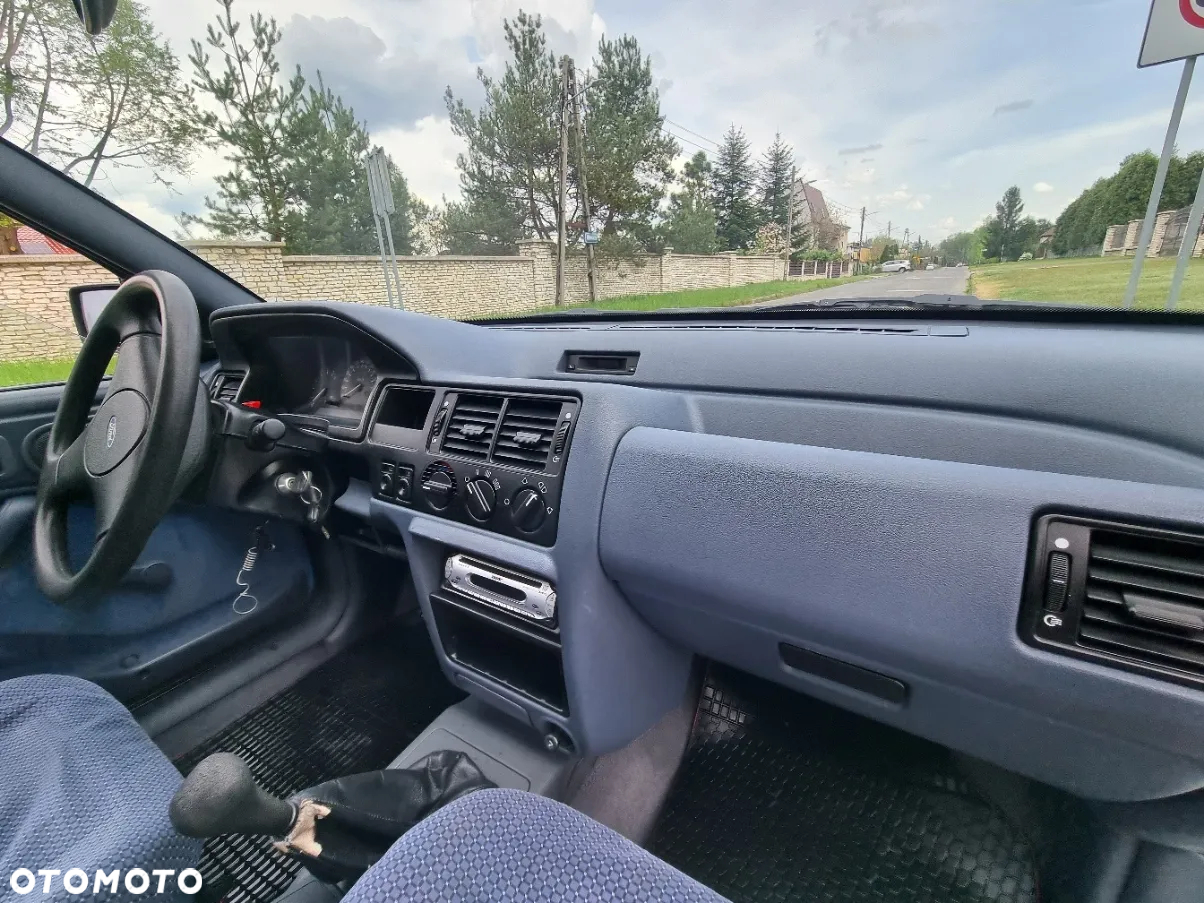 Ford Orion 1.6 CLX - 17