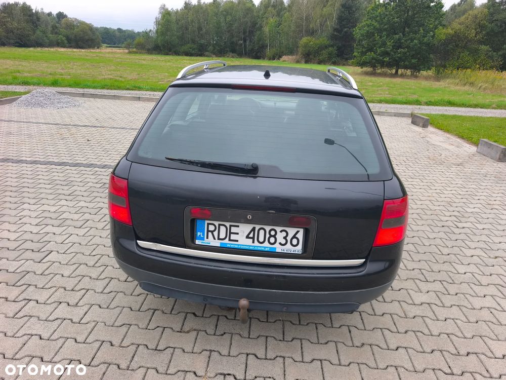 Audi A6 Avant 2.4 - 4