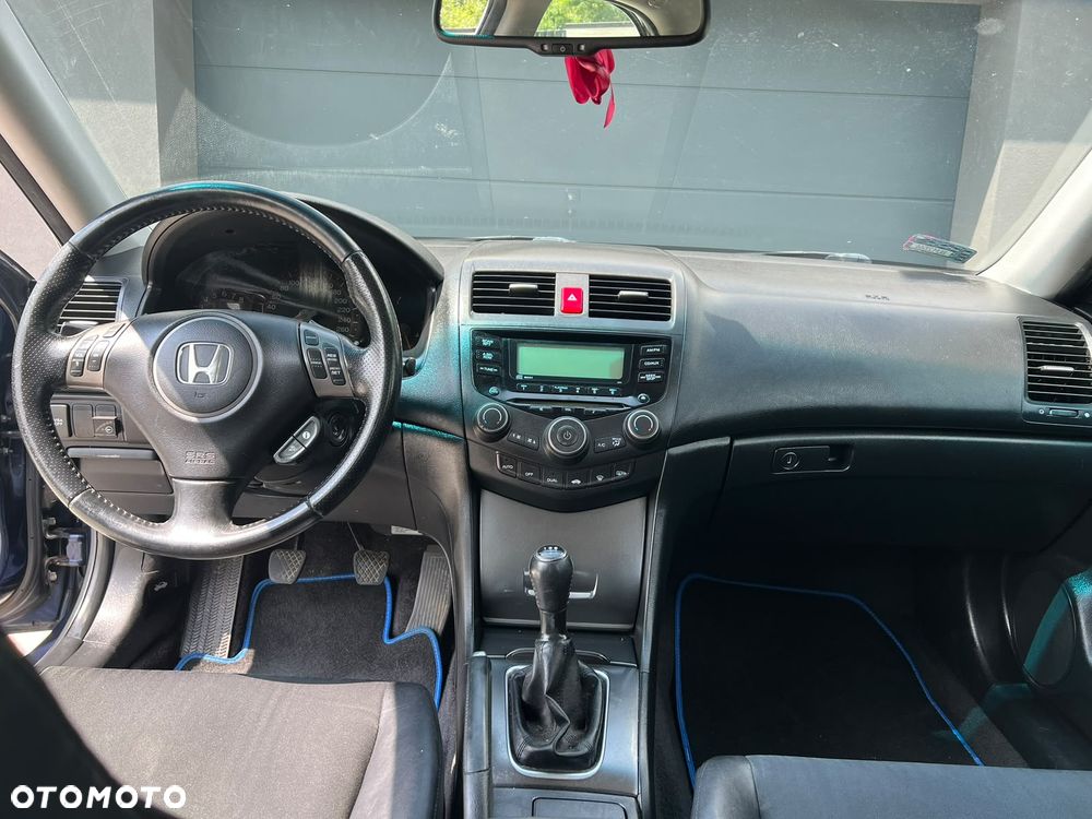 Honda Accord 2.0 Executive - 9