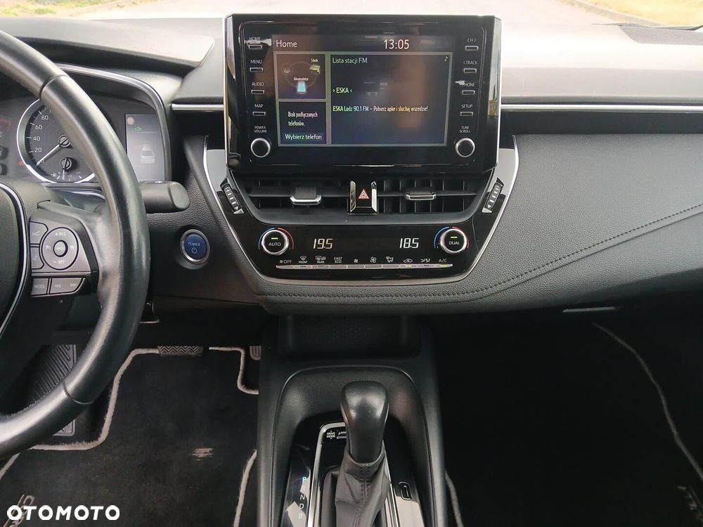 Toyota Corolla 1.8 Hybrid Comfort - 31