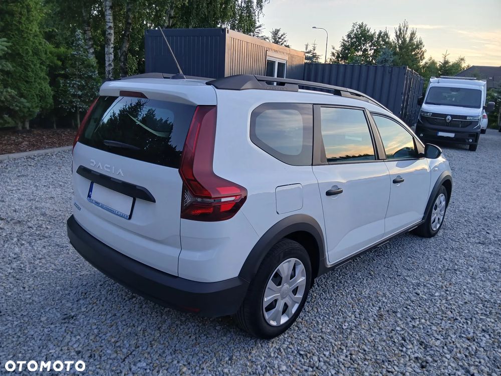 Dacia Jogger 1.0 TCe Essential 7os - 14